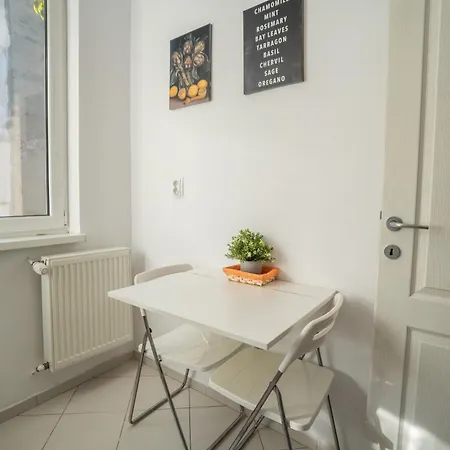 Downtown, Ideal For Longer Stays, Family Friendly Apartment - Nb73A Bucarest Extérieur photo