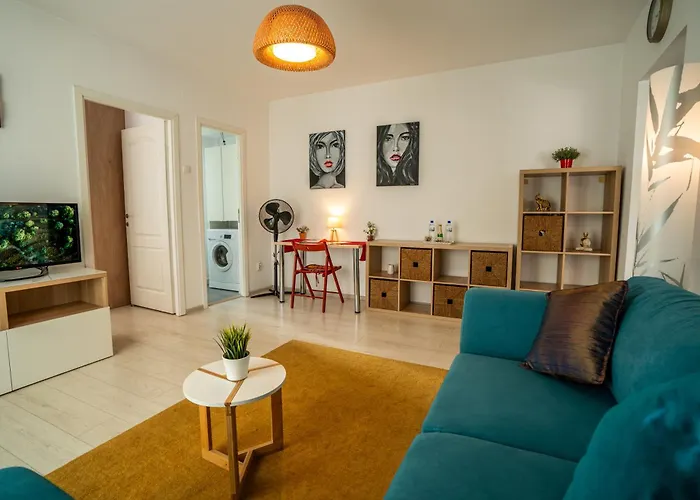 Downtown, Ideal For Longer Stays, Family Friendly Apartment - Nb73A