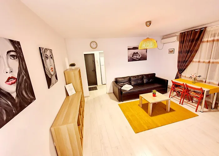 Downtown, Ideal For Longer Stays, Family Friendly Apartment - Nb73A