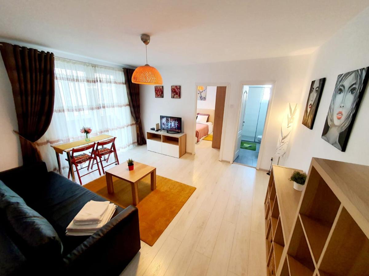 דירה Downtown, Ideal For Longer Stays, Family Friendly - Nb73a *