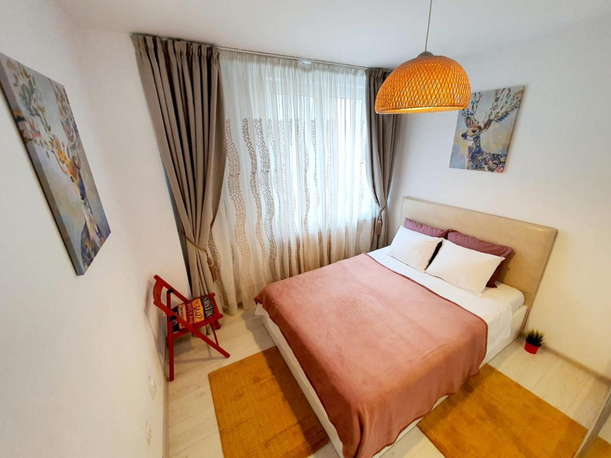 Downtown, Ideal For Longer Stays, Family Friendly - Nb73a
