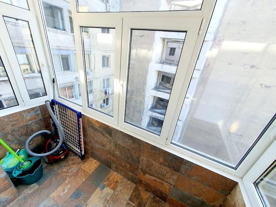 דירה Downtown, Ideal For Longer Stays, Family Friendly - Nb73a *