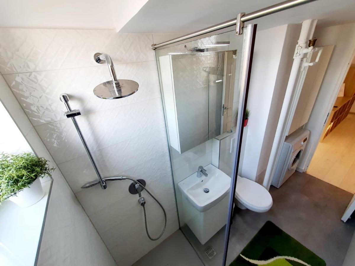 Downtown, Ideal For Longer Stays, Family Friendly - Nb73a *