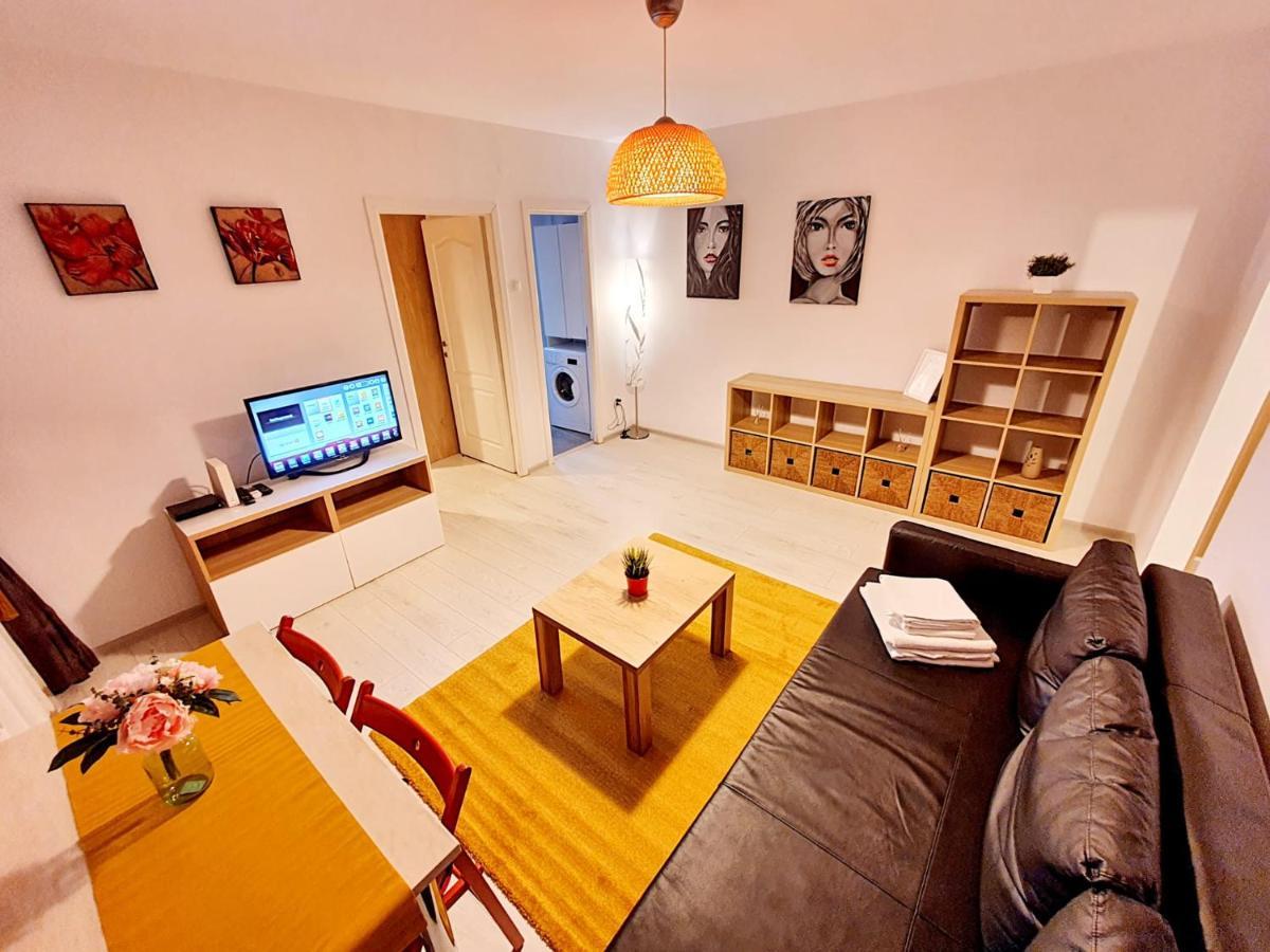 Downtown, Ideal For Longer Stays, Family Friendly - Nb73a
