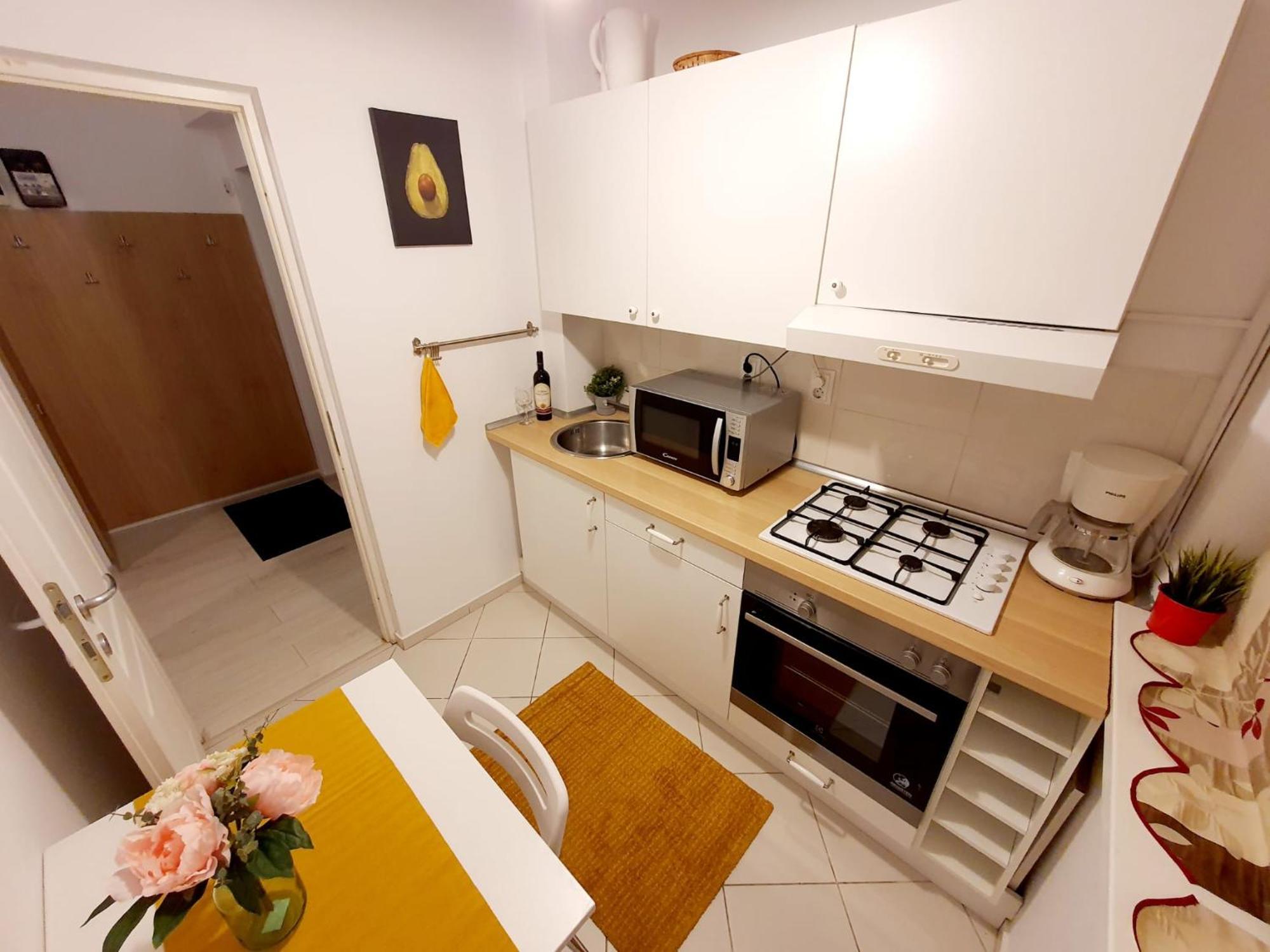 Downtown, Ideal For Longer Stays, Family Friendly - Nb73a דירה בוקרשט